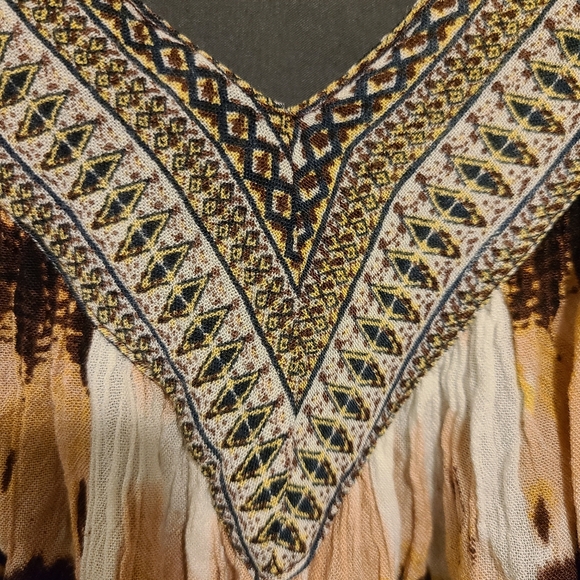 Ingear Resort Flowy Dress - Picture 4 of 5